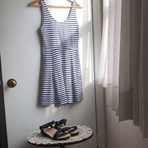 H&M Striped Flare Mini Tank Dress Navy Blue and White size 6 cotton Blend lower